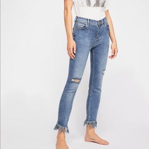 Free People Great Heights Frayed Jeans